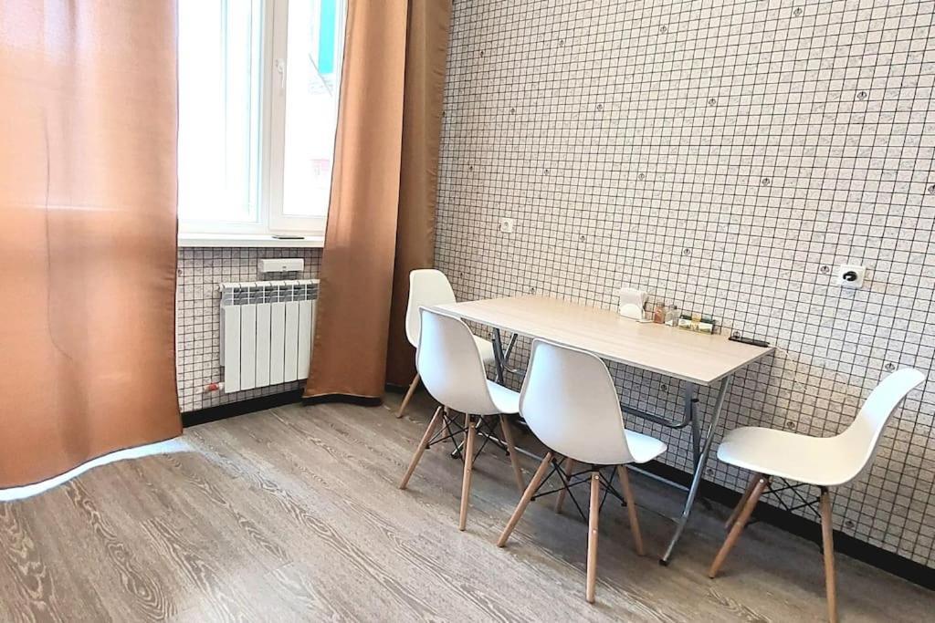 Аэропорт 15 Минут Экспо Бульвар Apartment Astana Luaran gambar